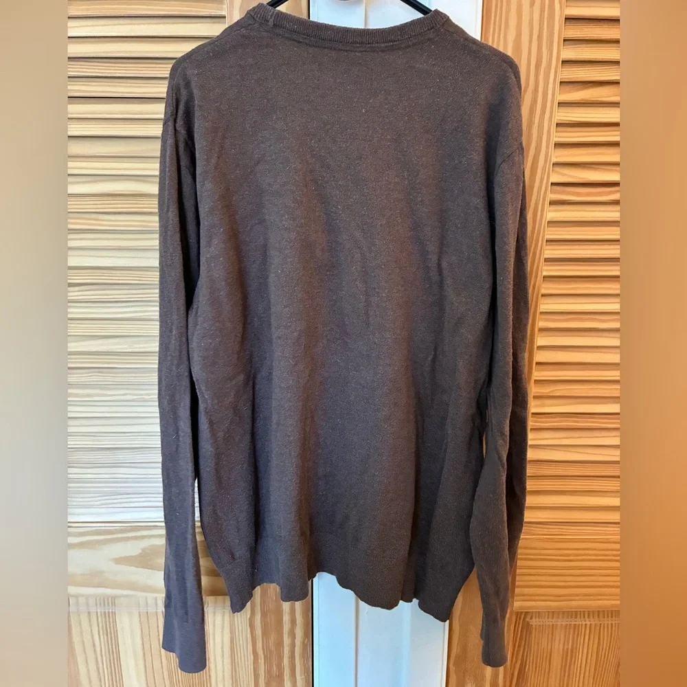 Eddie Bauer Men's Chocolate Crewneck Sweater size large - Picture 3 of 3